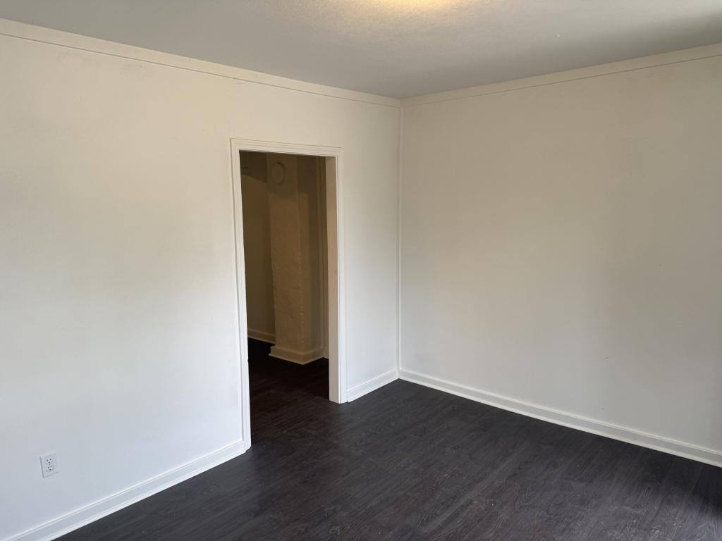Apartment for rent at 212 Morgan Place, High Point, NC 27260