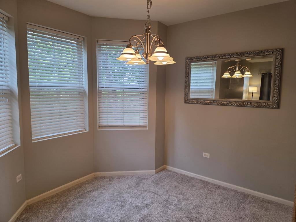 Townhouse for rent at 2250 Aurora Dr, Hampshire, IL 60140