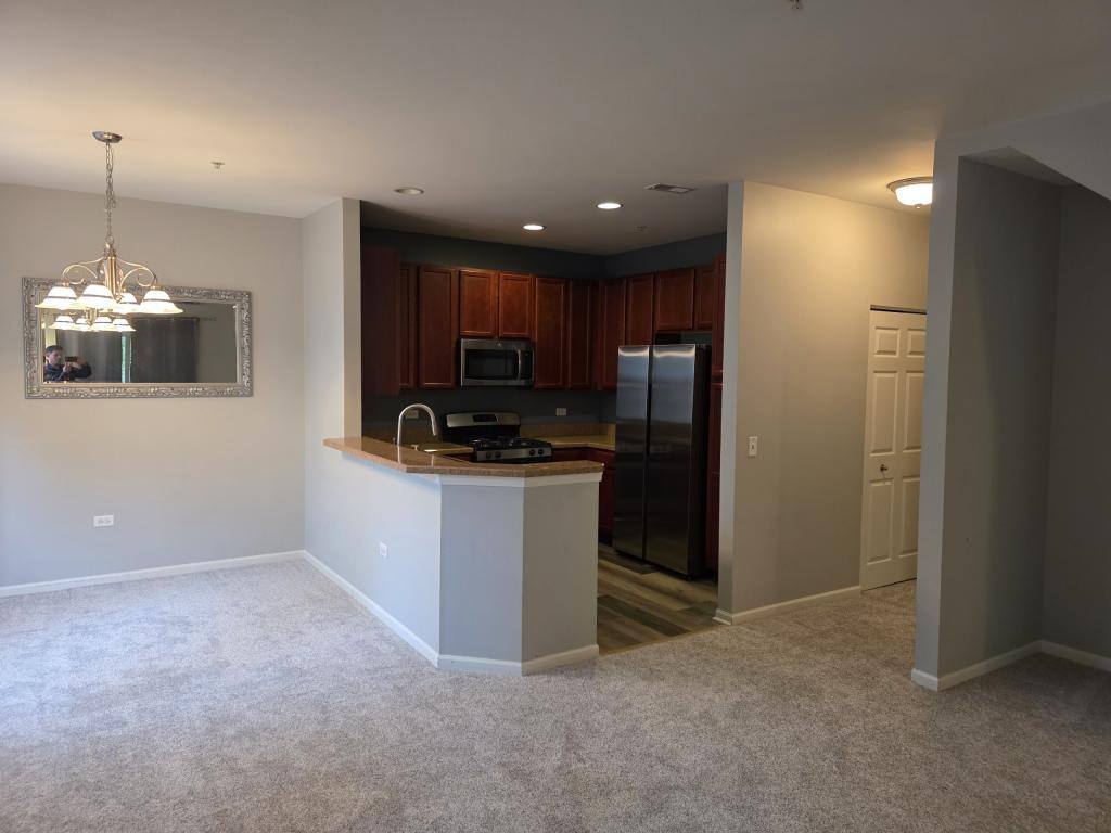 Townhouse for rent at 2250 Aurora Dr, Hampshire, IL 60140