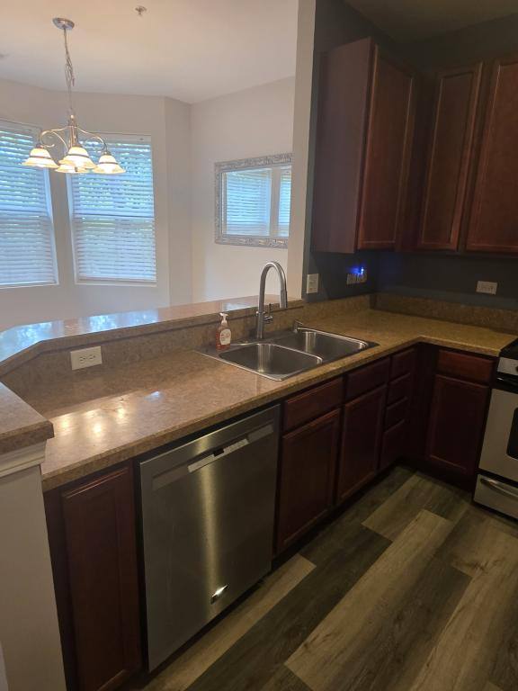 Townhouse for rent at 2250 Aurora Dr, Hampshire, IL 60140