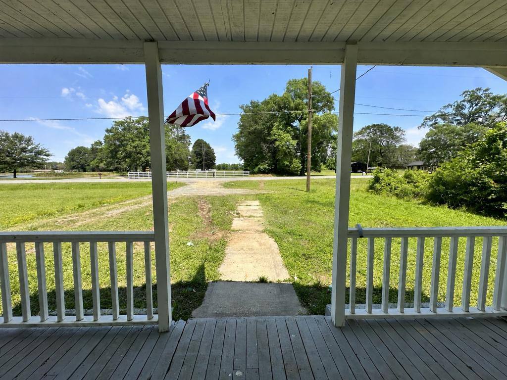 House for rent at 8643 US-270, Prattsville, AR 72129