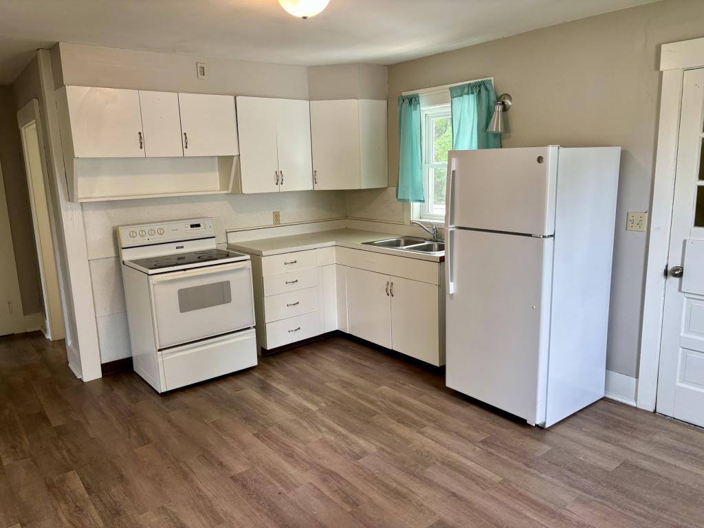 Apartment for rent at 605 S Main St, Orrville, OH 44667