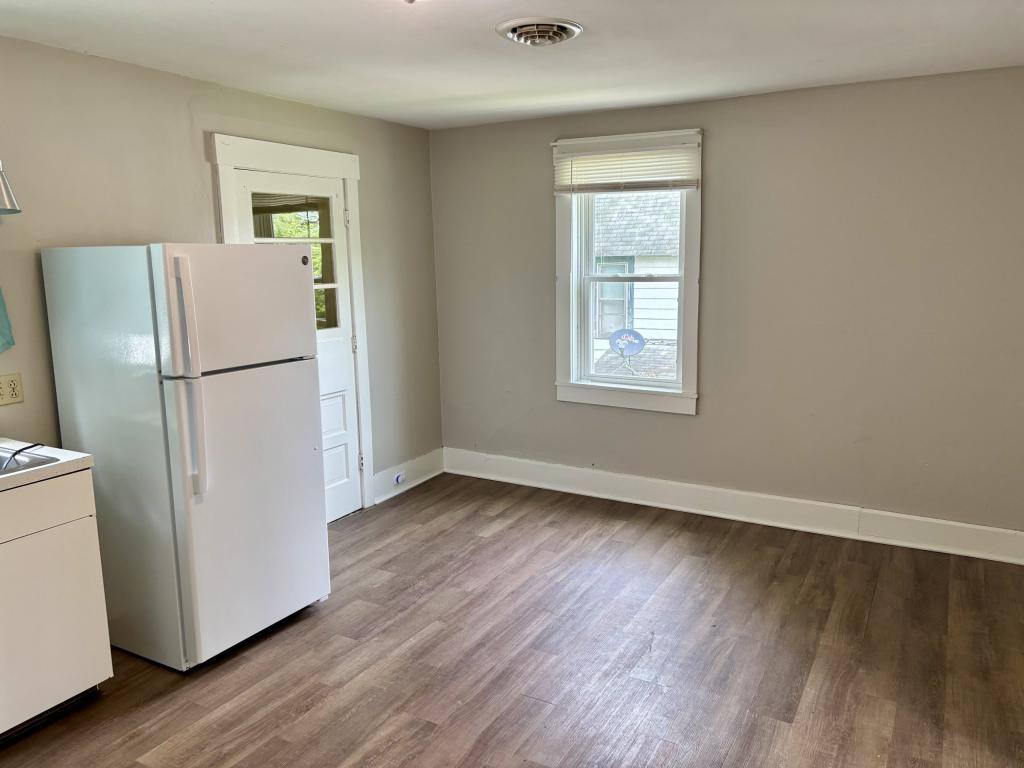 Apartment for rent at 605 S Main St, Orrville, OH 44667