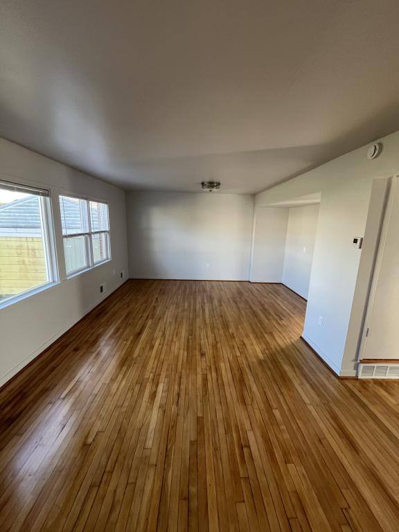 Townhouse for rent at 318 Stratofort, Gwinn, MI 49841