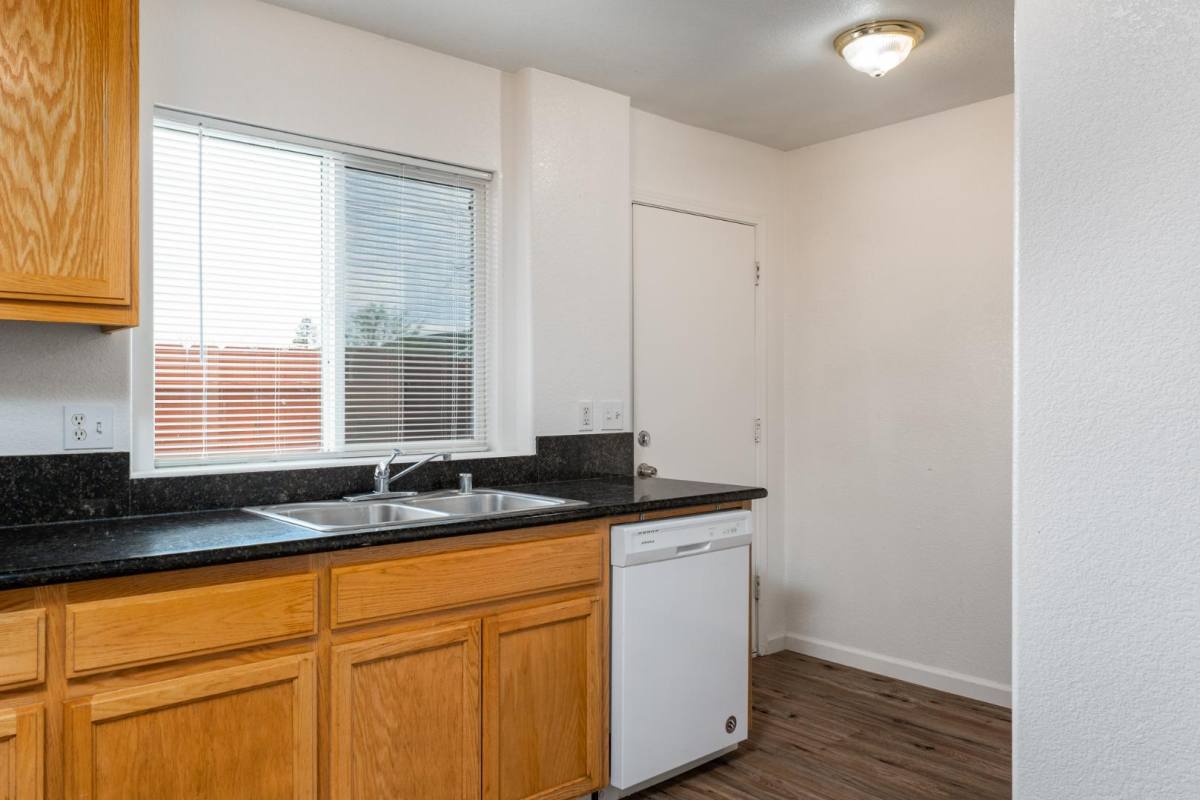 Apartment for rent at 3850 Lexar Dr, Ceres, CA 95307