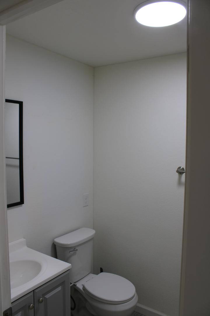 Townhouse for rent at 101 S 6th St W, Homedale, ID 83628
