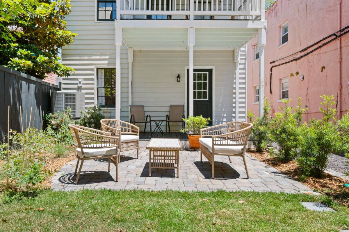 House for rent at 45 Rose Lane, Charleston, SC 29403