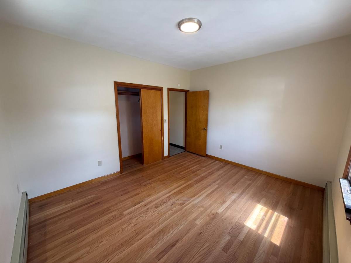 Apartment for rent at 520 Oak St 1, Old Forge, PA 18518