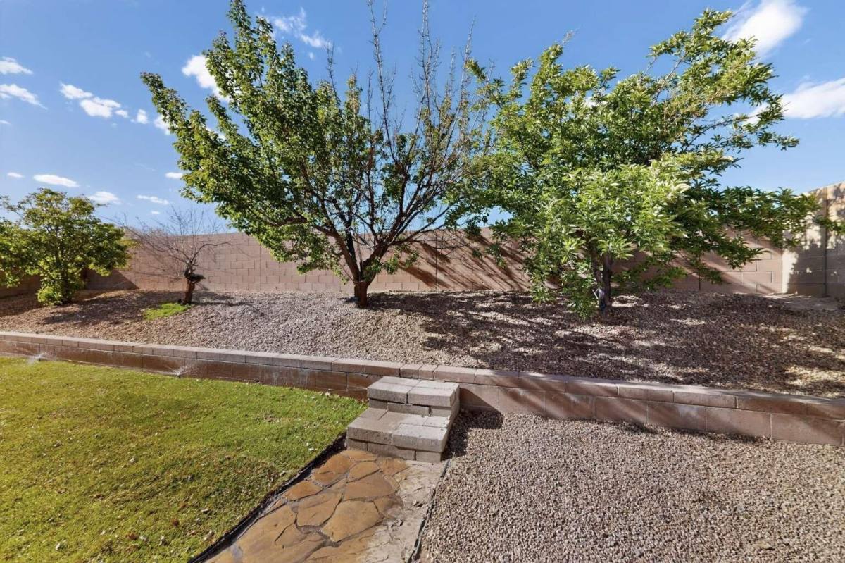 House for rent at 2135 N Ensenada Circle SE #2135, Rio Rancho, NM 87124