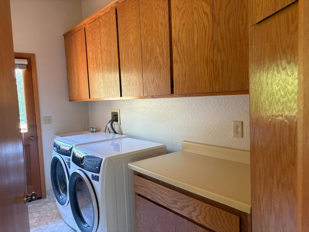 House for rent at 939 Fairway Court, Murphys, CA 95247