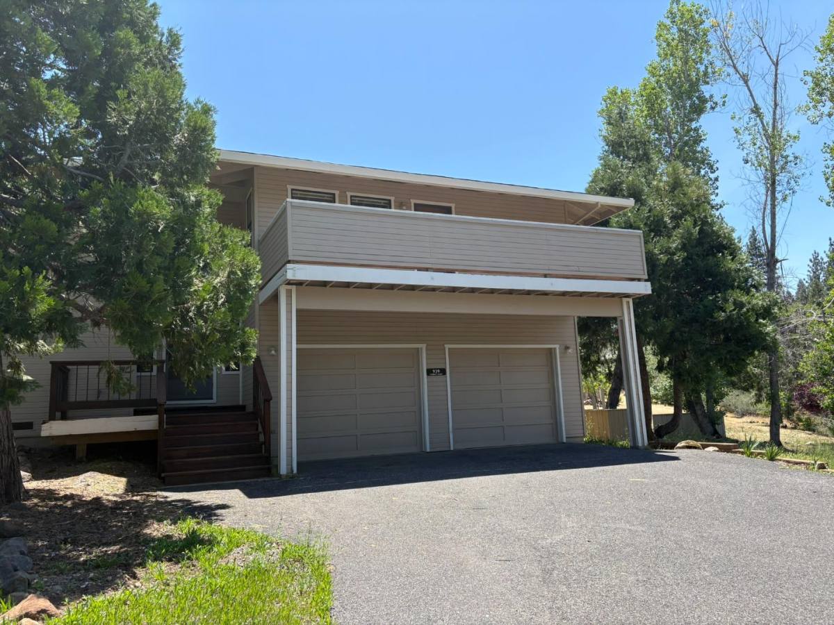 House for rent at 939 Fairway Court, Murphys, CA 95247