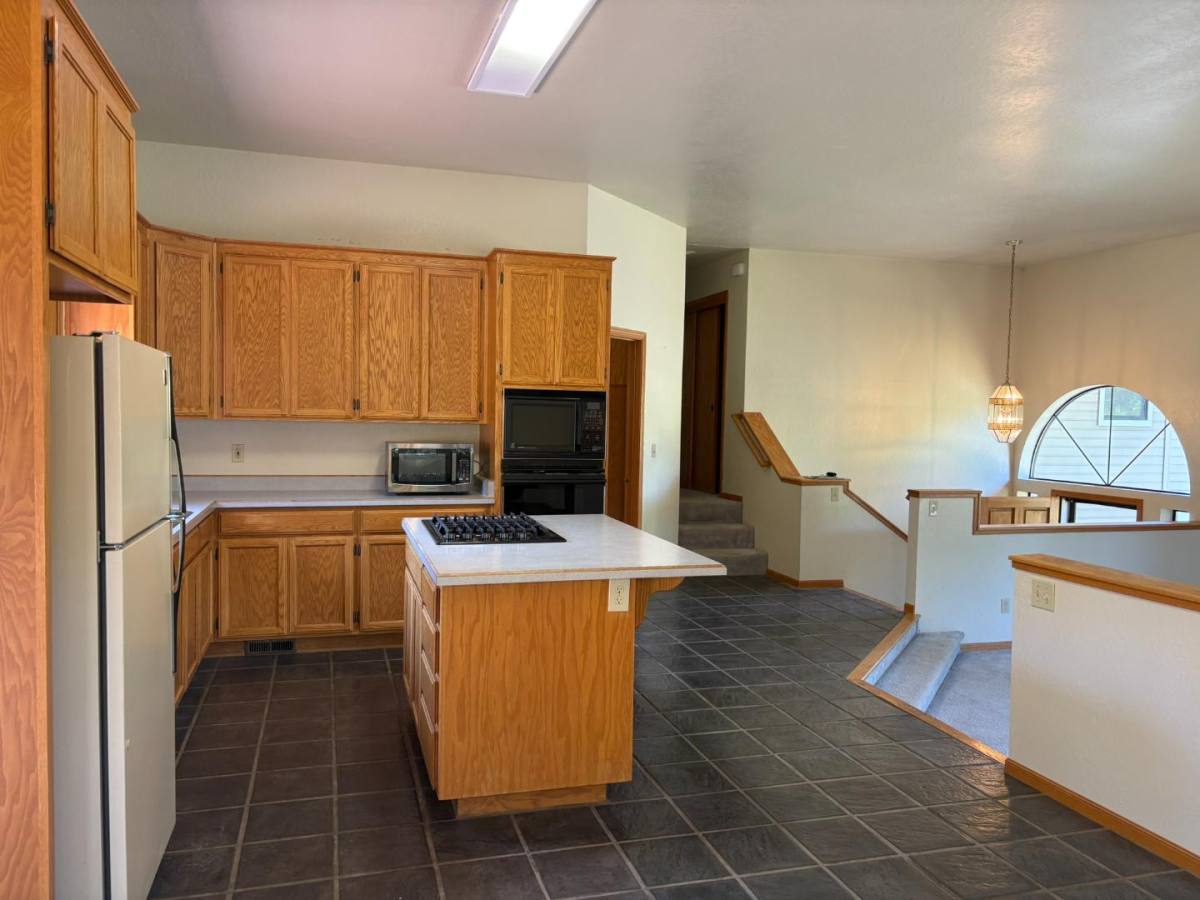 House for rent at 939 Fairway Court, Murphys, CA 95247