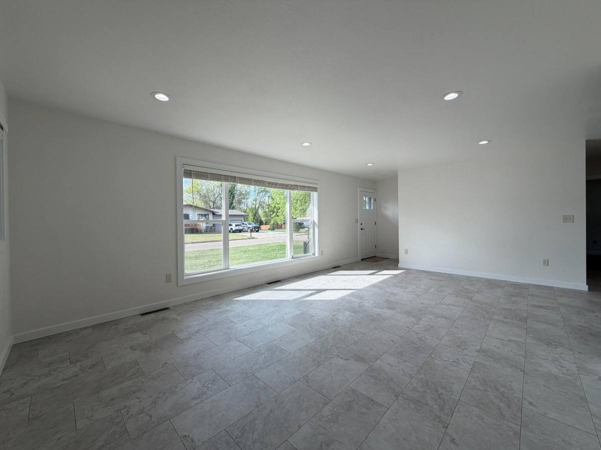 House for rent at 2523 El Rio Dr, Minot, ND 58701