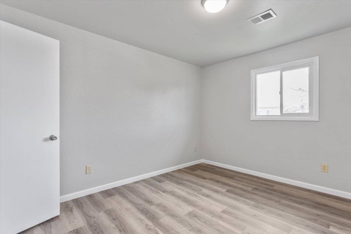 Apartment for rent at 346 Bench #6, Billings, MT 59105