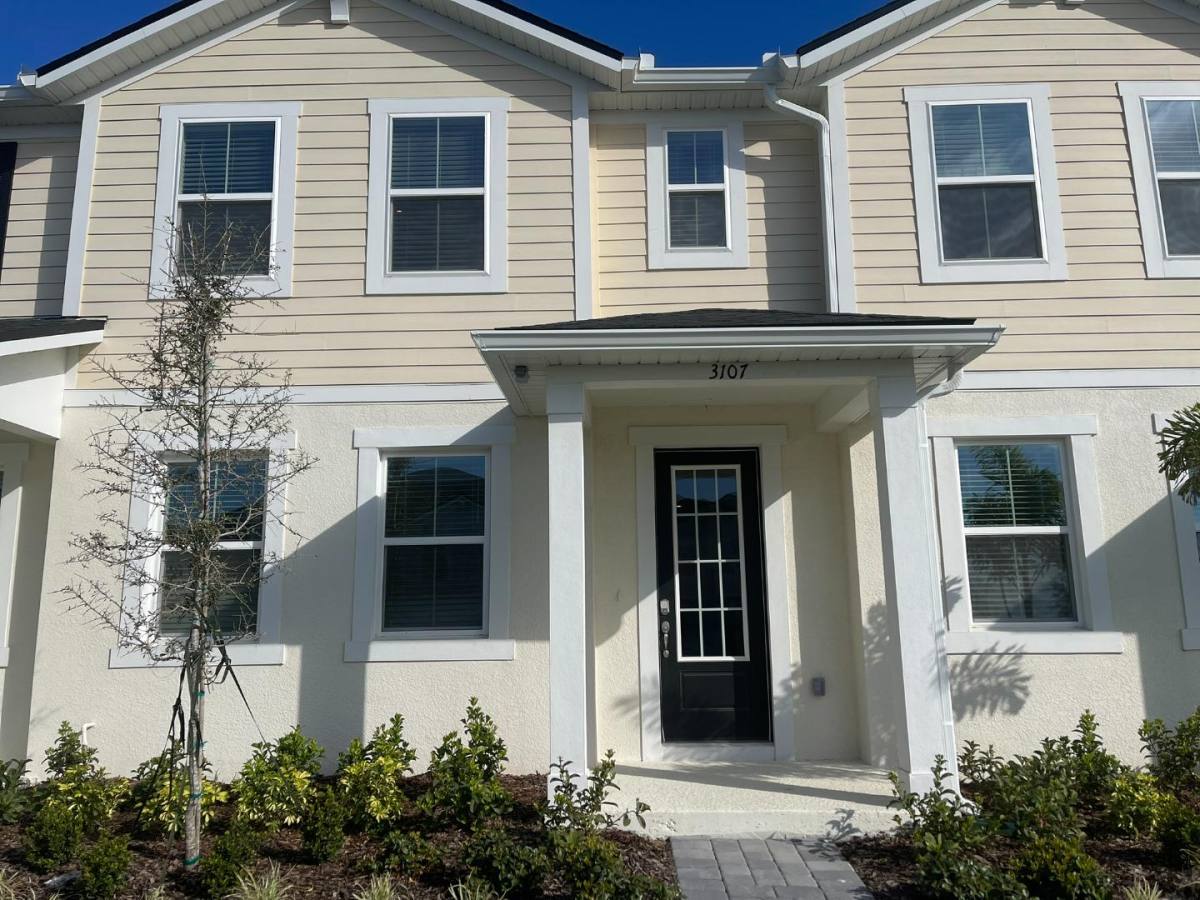 Townhouse for rent at 3107 Gardenia Reserve St, Apopka, FL 32712