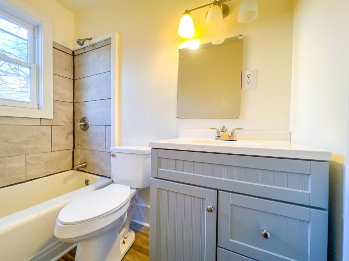 Apartment for rent at 8 Wallace St #B, Greenville, SC 29605