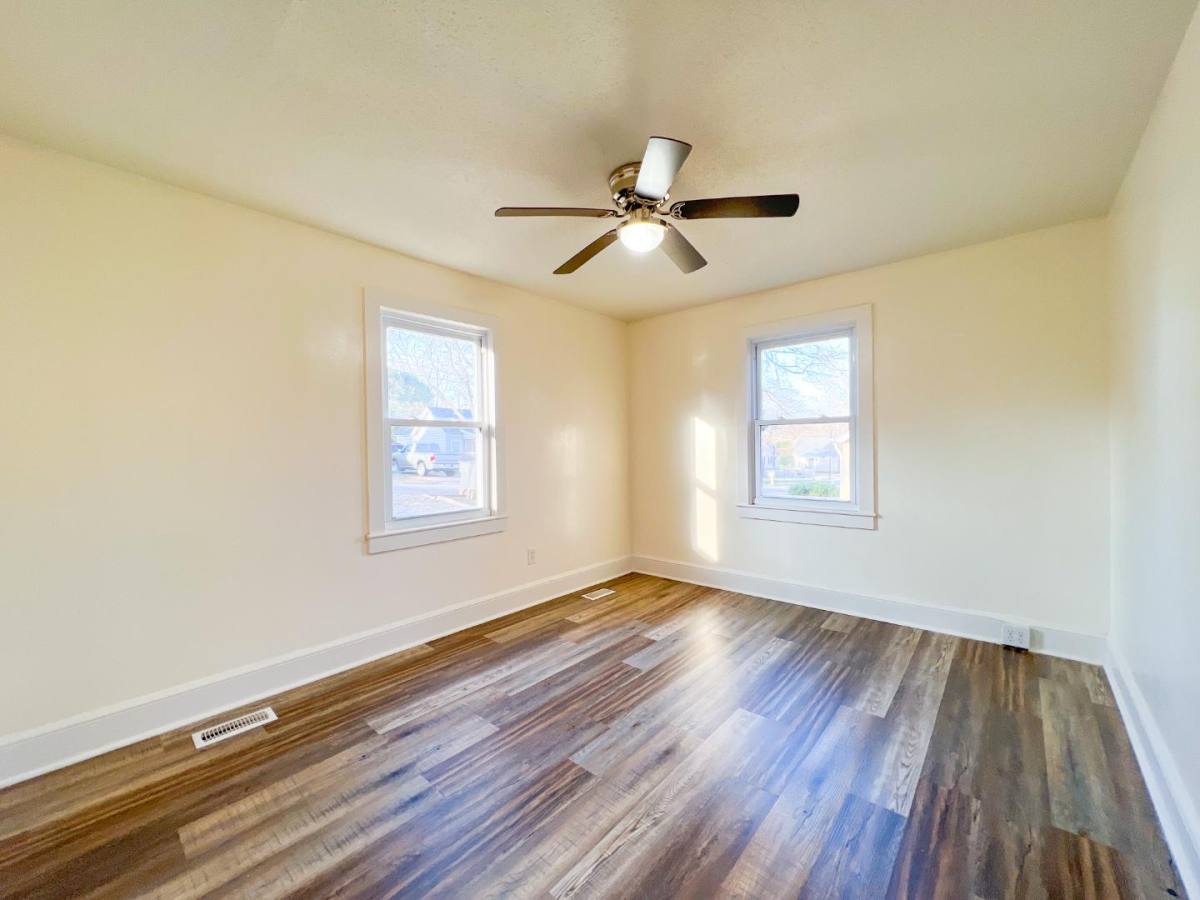 Apartment for rent at 8 Wallace St #B, Greenville, SC 29605