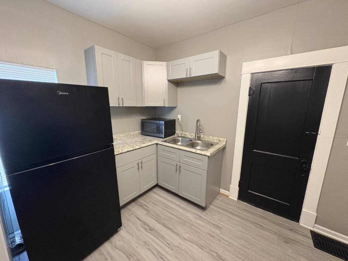 Apartment for rent at 101 N Colorado Ave, Indianapolis, IN 46201
