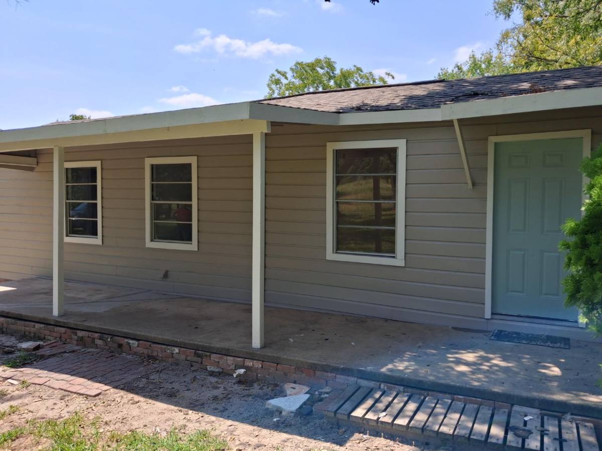 House for rent at 215 Ryans Ferry Rd #THE Landing, Huntsville, TX 77320