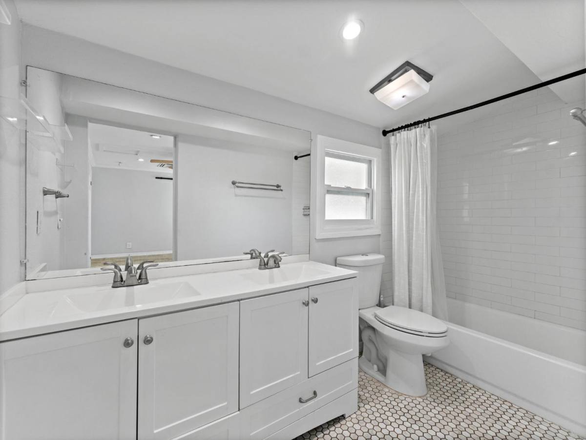 House for rent at 2707 W State St, Tampa, FL 33609