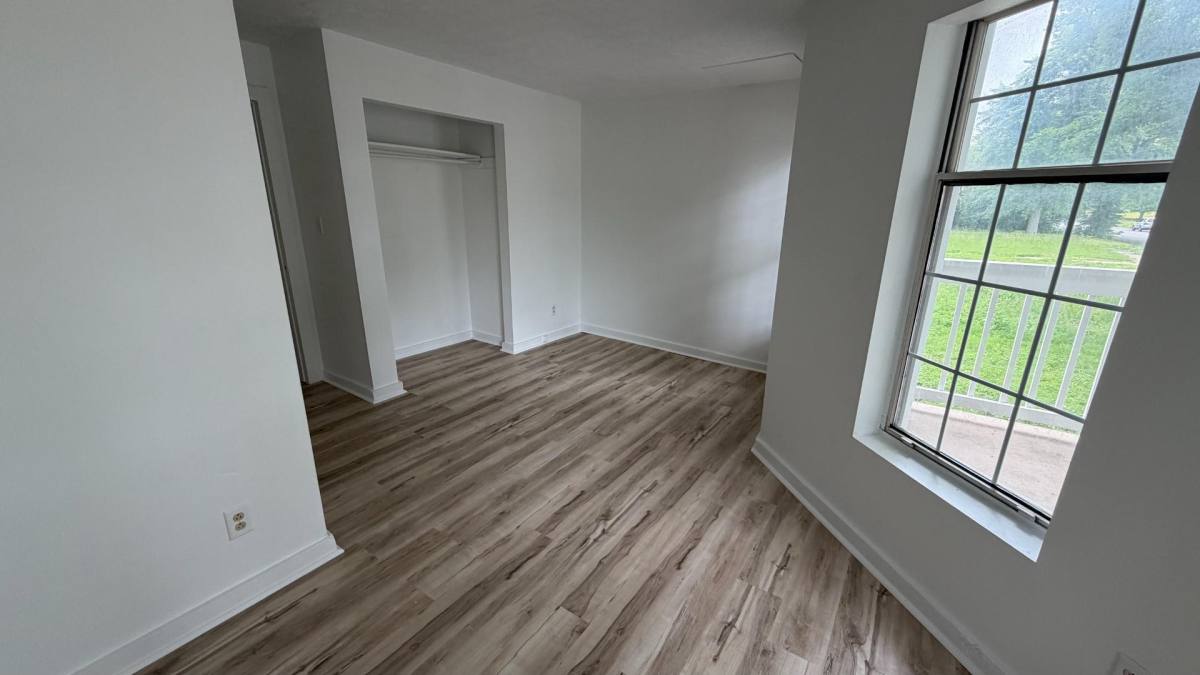 Apartment for rent at 1107 N 4th St #1, Terre Haute, IN 47807
