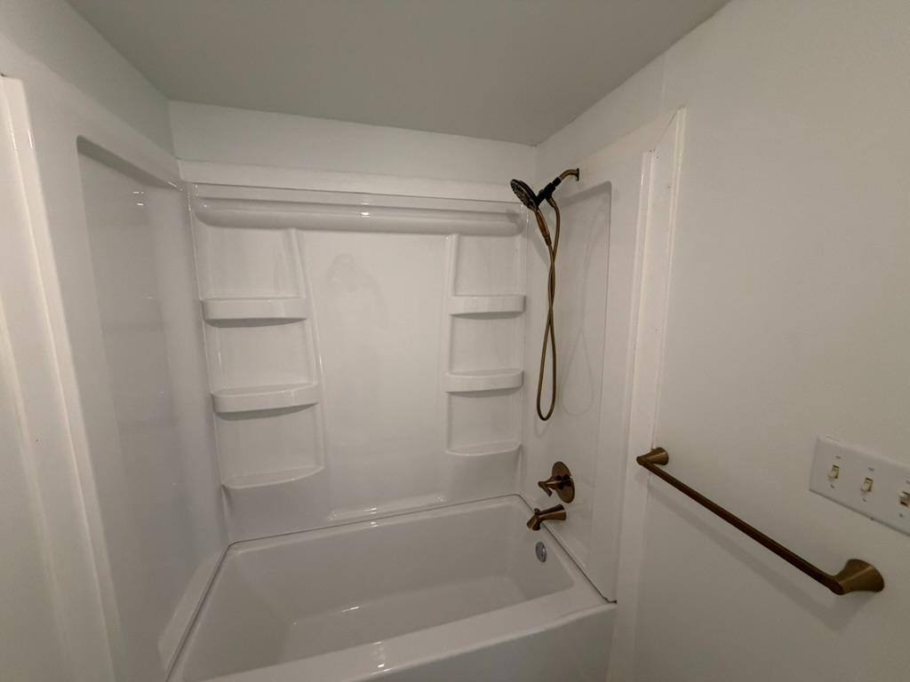 Apartment for rent at 1107 N 4th St #1, Terre Haute, IN 47807