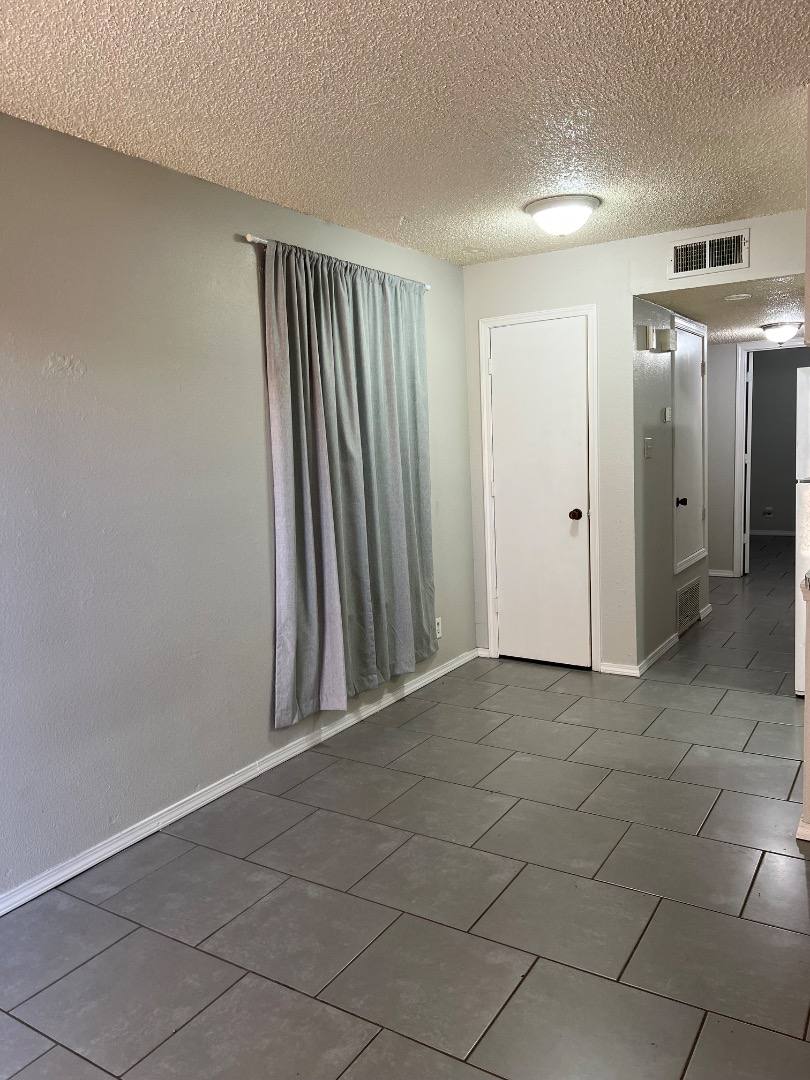Apartment for rent at 912 San Pedro Dr SE #912-3, Albuquerque, NM 87108
