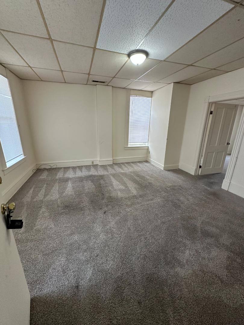Apartment for rent at 229 E Dunklin #A, Jefferson City, MO 65101