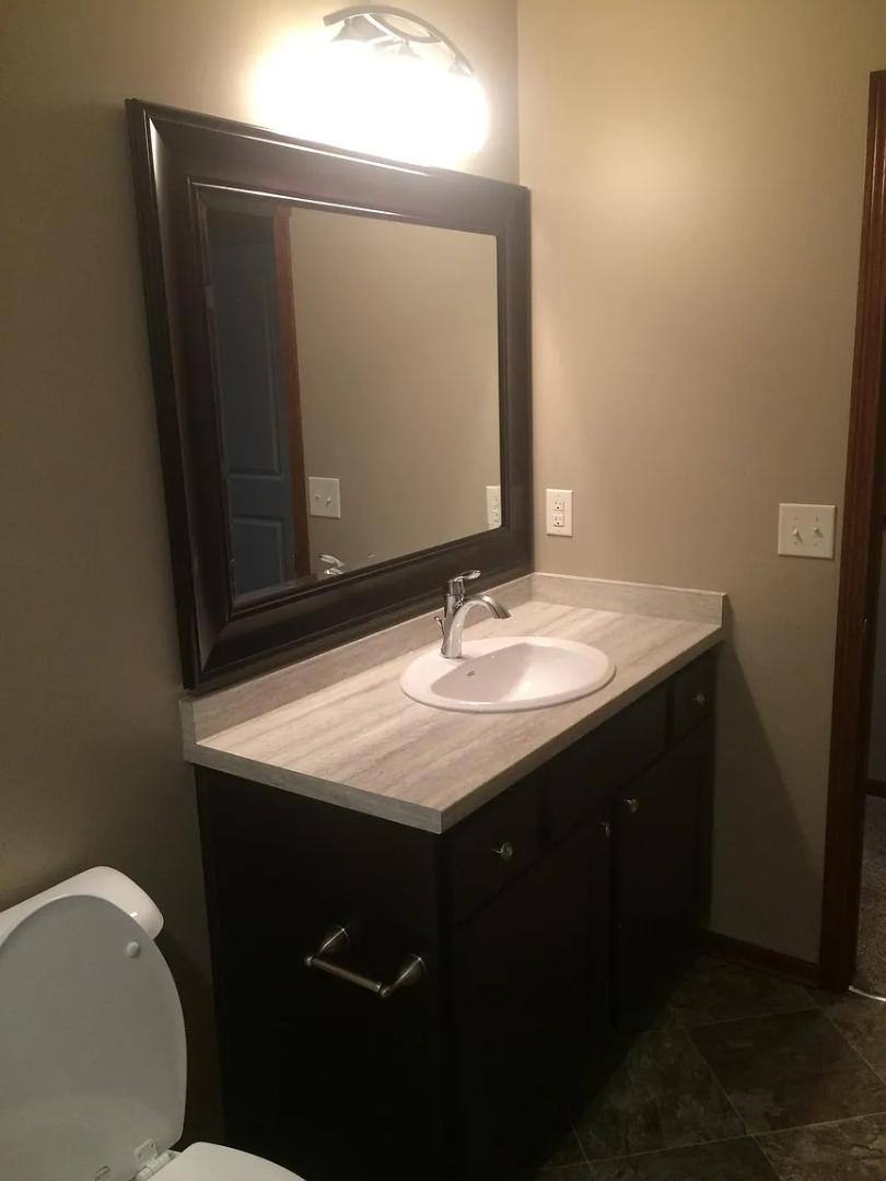 Townhouse for rent at 1133 SW 6th St, Lincoln, NE 68522