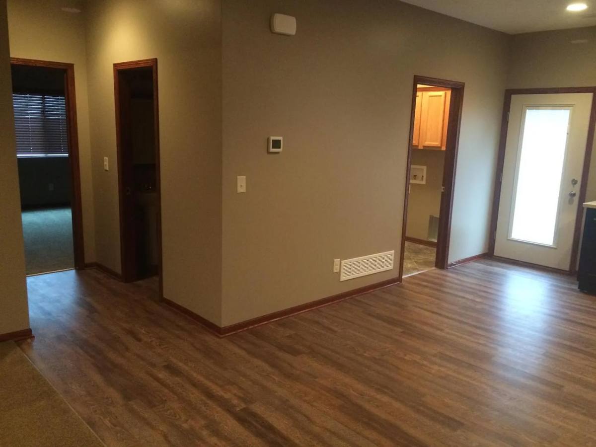 Townhouse for rent at 1133 SW 6th St, Lincoln, NE 68522