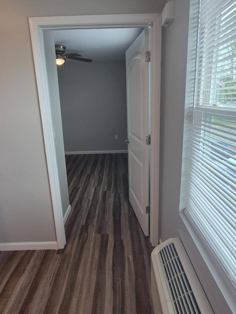 Apartment for rent at 258 E Third St #11, London, KY 40741