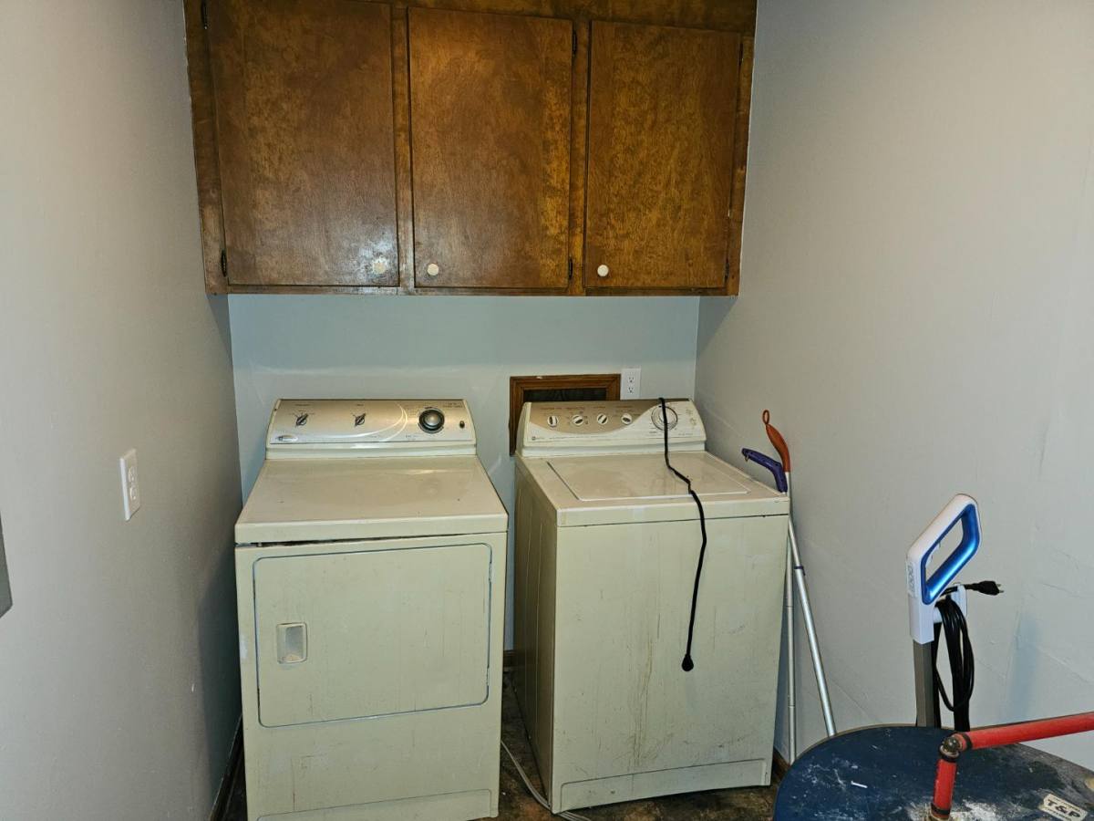 Apartment for rent at 3904 Persimmon St, Columbia, SC 29205