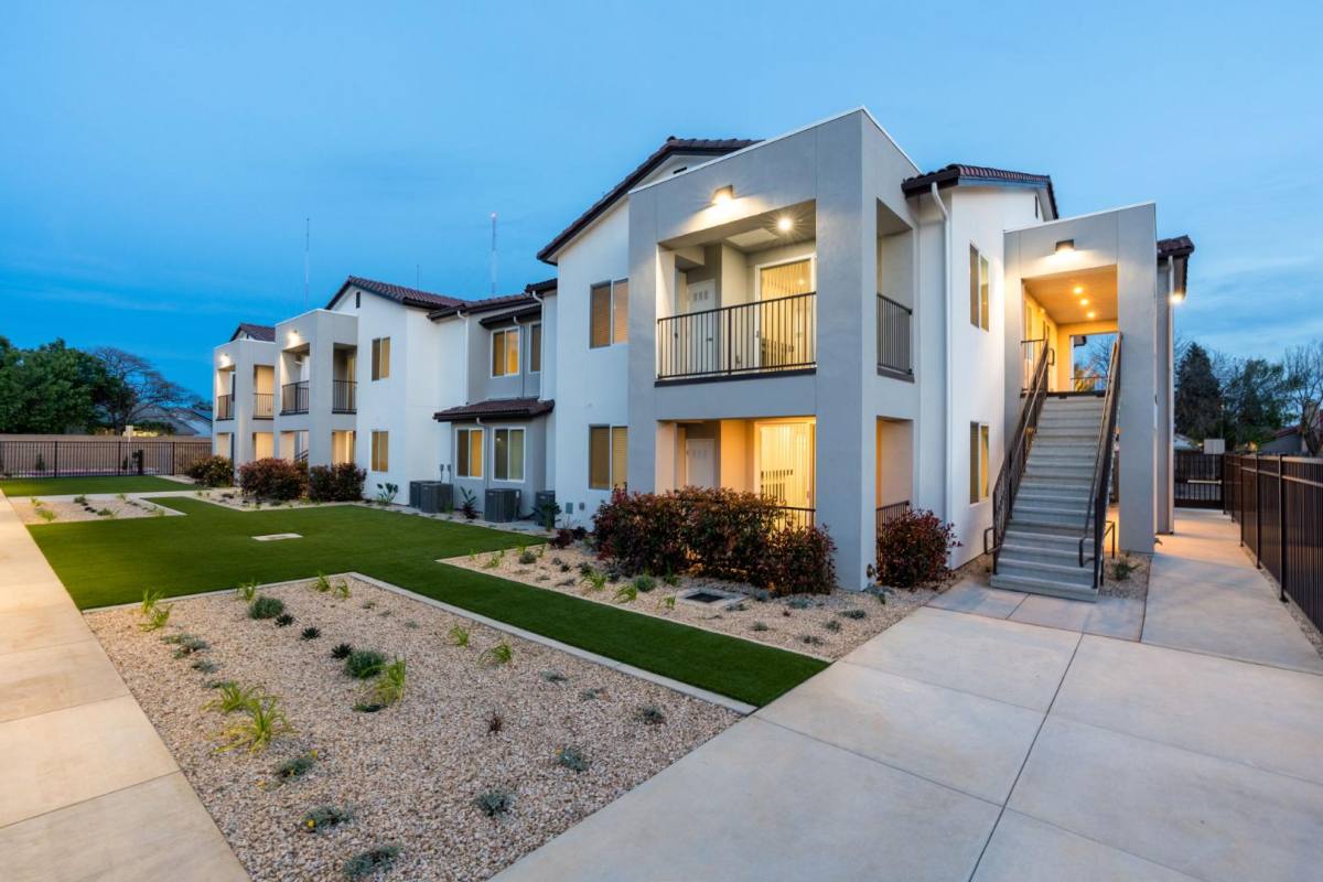Apartment for rent at 1491 E Alluvial Ave #106, Clovis, CA 93612