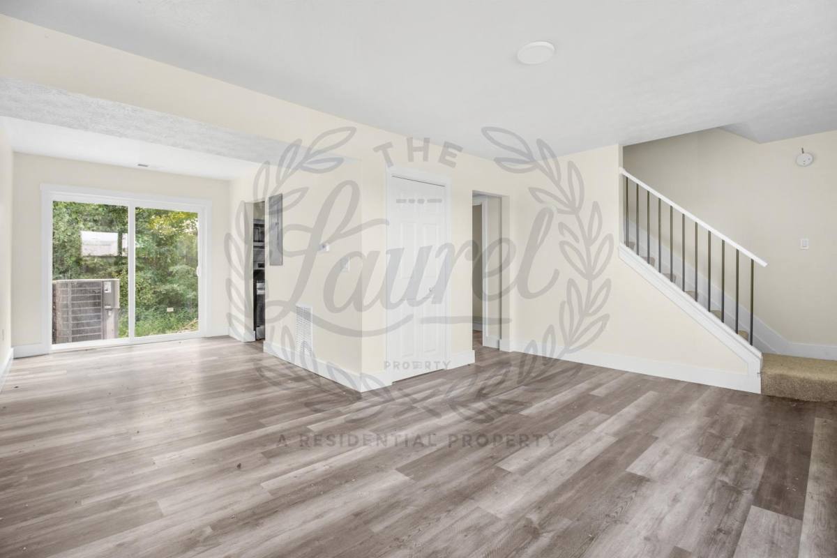 Townhouse for rent at 453 S Laurel Rd #15, London, KY 40744