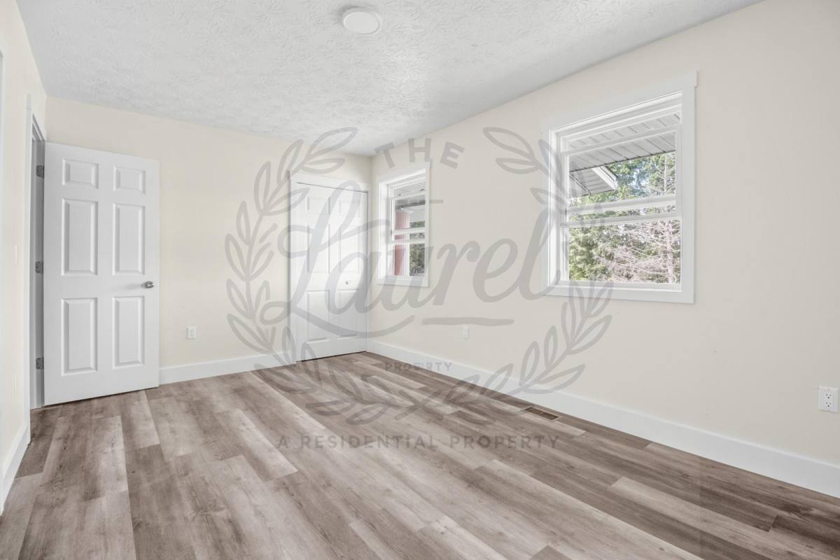 Townhouse for rent at 453 S Laurel Rd #15, London, KY 40744