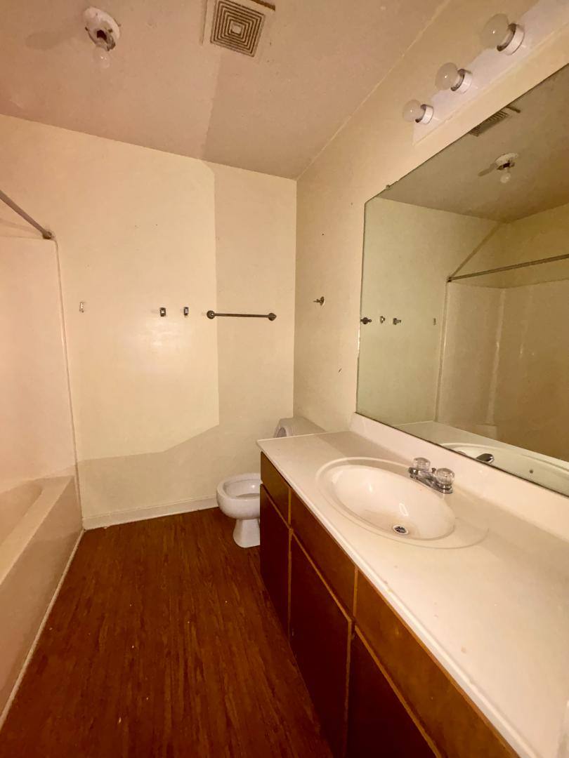 Apartment for rent at 1301 Louisville St, Starkville, MS 39759