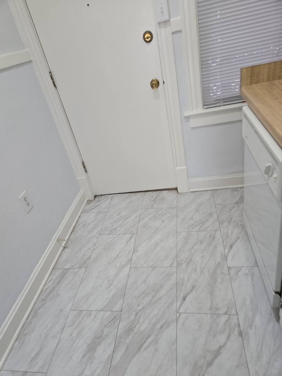 Apartment for rent at 5103 Wyandotte St #1N, Kansas City, MO 64112