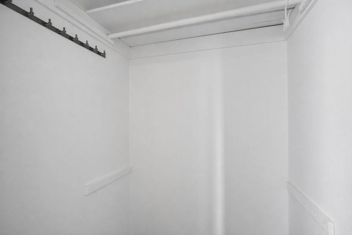 House for rent at 1157 E 21st St, Los Angeles, CA 90011