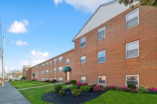 Apartment for rent at Walnut Chestnut, 322 E 24th St, Chester, PA 19013