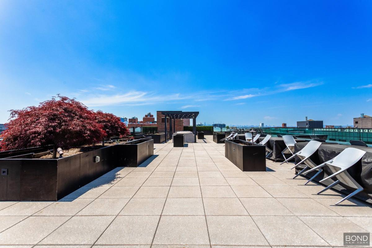 Apartment for rent at 144-74 Northern Blvd #8E, Flushing, NY 11354