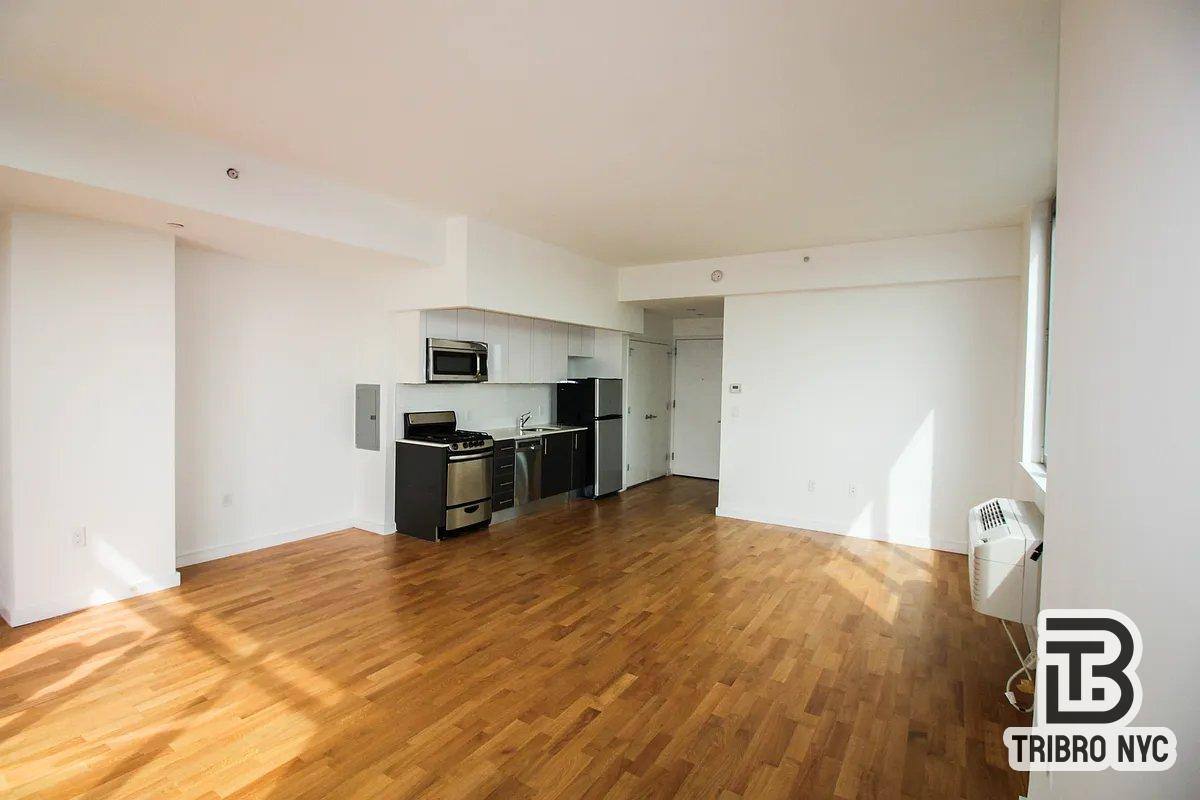 Apartment for rent at 11-05 30 Rd #7, Astoria, NY 11102