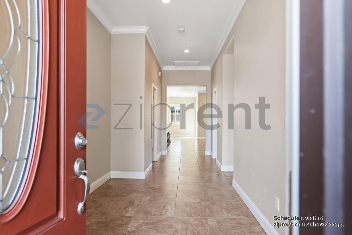 House for rent at 1462 Cruz St, Manteca, CA 95337