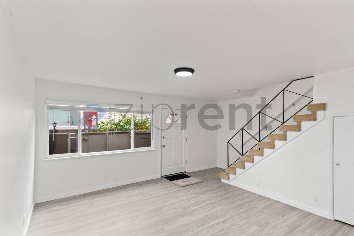 Apartment for rent at 371 Somerset Rd #A, Oakland, CA 94611