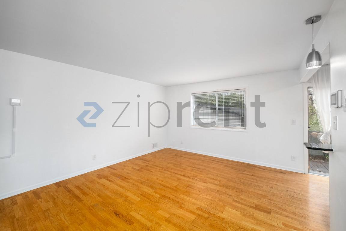 Townhouse for rent at 3501 Roswell Rd #206, Atlanta, GA 30305