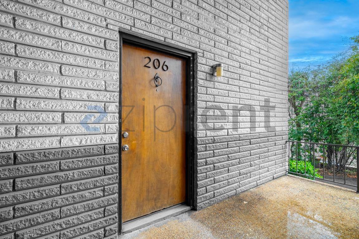 Townhouse for rent at 3501 Roswell Rd #206, Atlanta, GA 30305