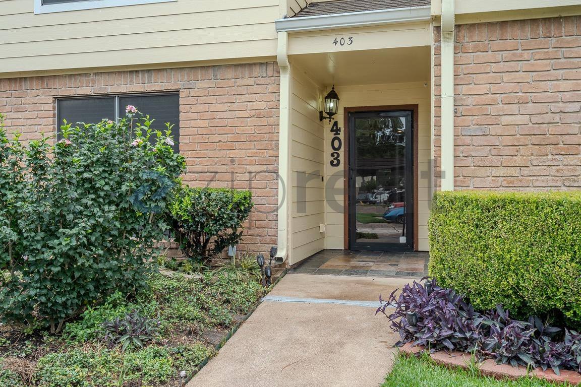 Townhouse for rent at 14515 Wunderlich Dr #403, Houston, TX 77069