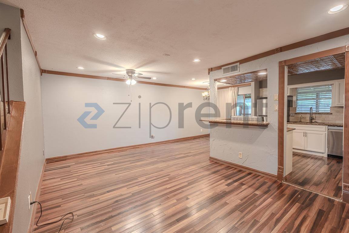 Townhouse for rent at 14515 Wunderlich Dr #403, Houston, TX 77069