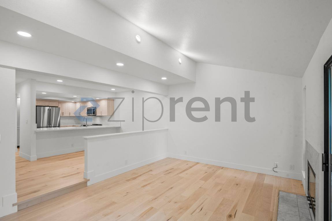 Townhouse for rent at 223 Saratoga Ave, Santa Clara, CA 95050