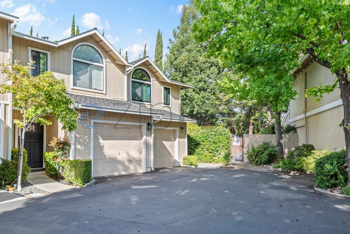 Townhouse for rent at 223 Saratoga Ave, Santa Clara, CA 95050