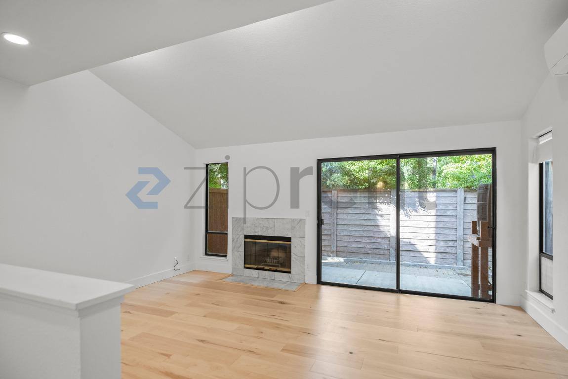 Townhouse for rent at 223 Saratoga Ave, Santa Clara, CA 95050